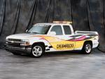 Chevrolet Silverado Pace Truck 2001 года